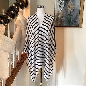 NWT striped wrap